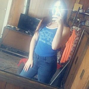 Meet your Posher, Alyssa